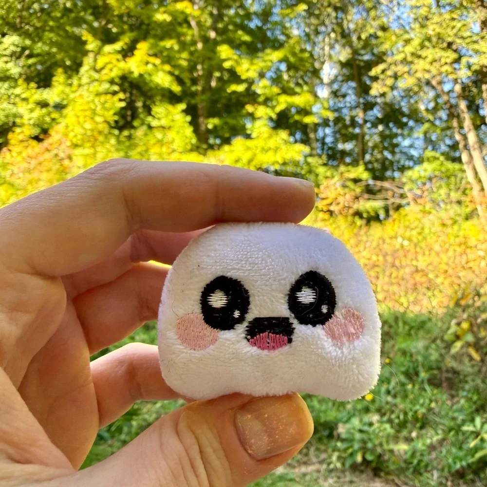 Kawaii Blushing Ghost Plush Pet Cat Toy